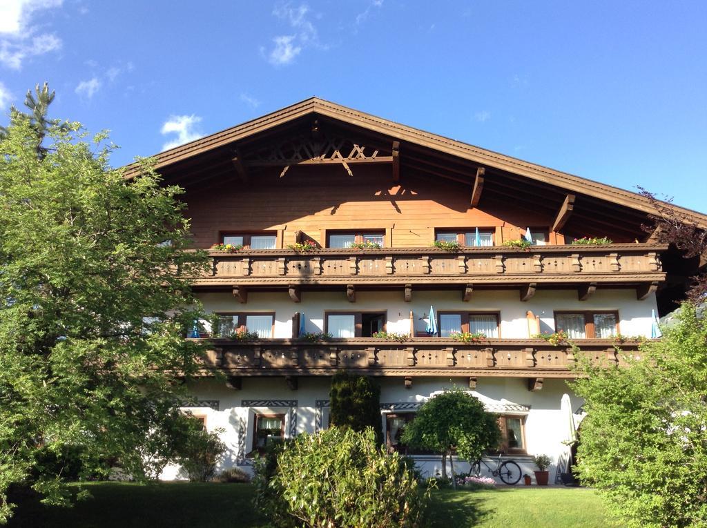 Hotel Garni Almhof Seefeld in Tirol Exterior photo